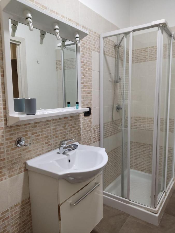 Civico 83 Bed & Breakfast Reggio di Calabria Dış mekan fotoğraf