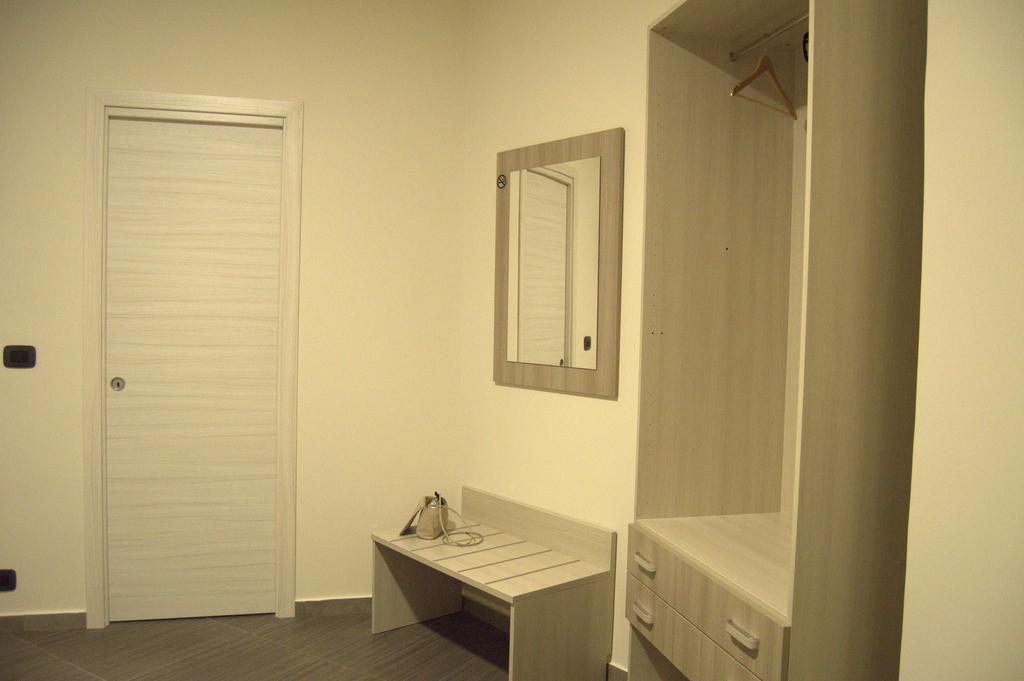 Civico 83 Bed & Breakfast Reggio di Calabria Dış mekan fotoğraf